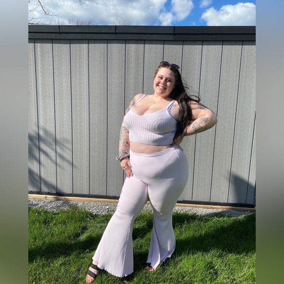 XL Aerie Purple Flare Pants - Picture 2 of 5